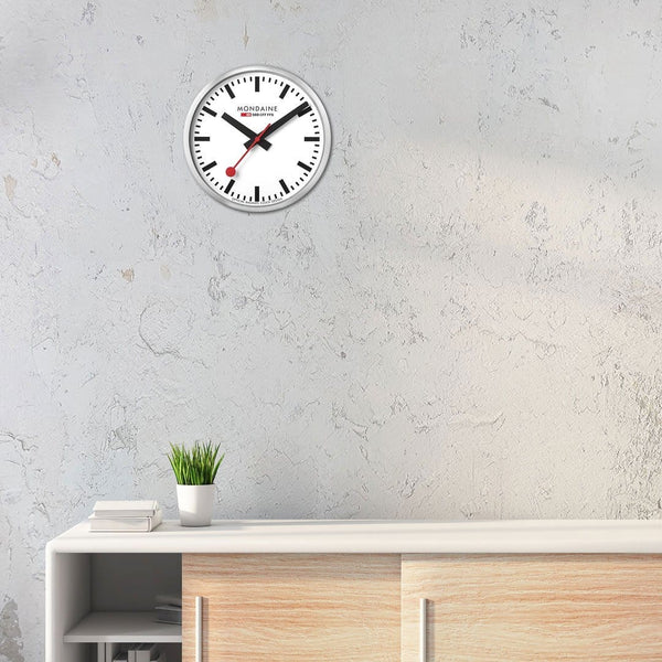 Reloj de pared Mondaine, cuarzo, esfera blanca - Imagen 4
